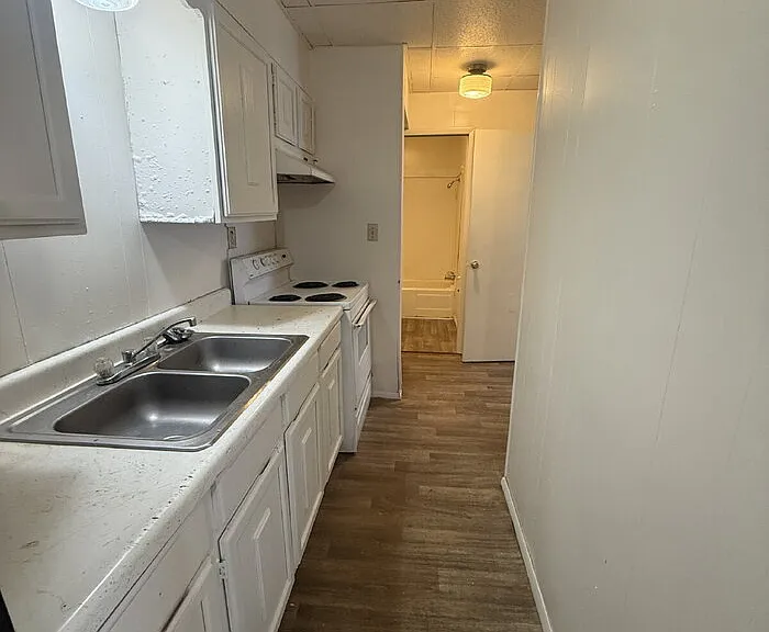 813 N University St #2 — Photo 4
