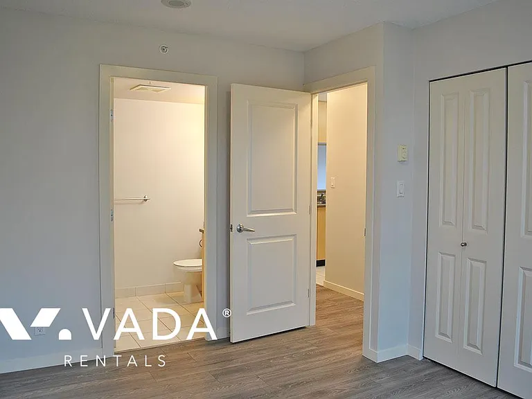 3663 Crowley Dr #301 — Photo 8