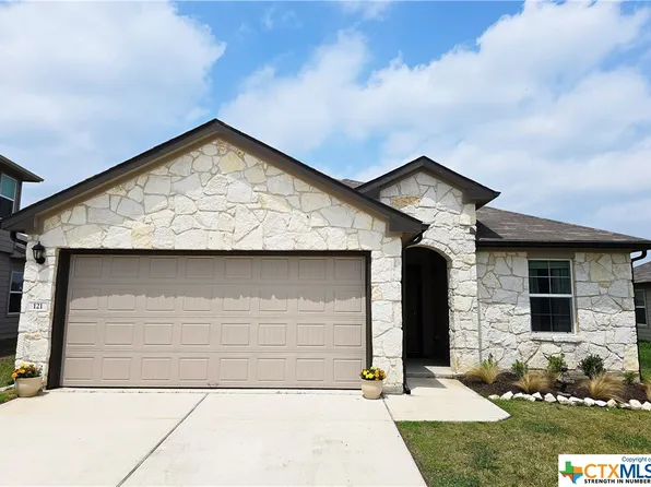 121 Lily Pond Trl, San Marcos, TX 78666