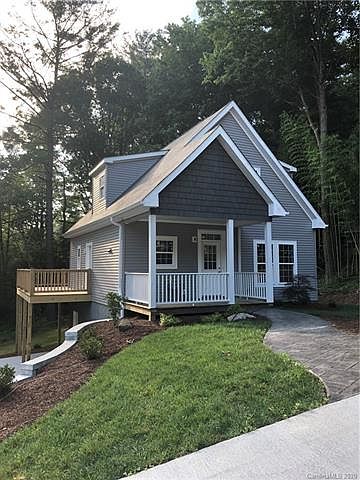 1st image of 218 Stonebrook Dr
