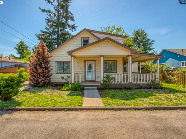 10320 SE Mitchell St, Portland, OR 97266