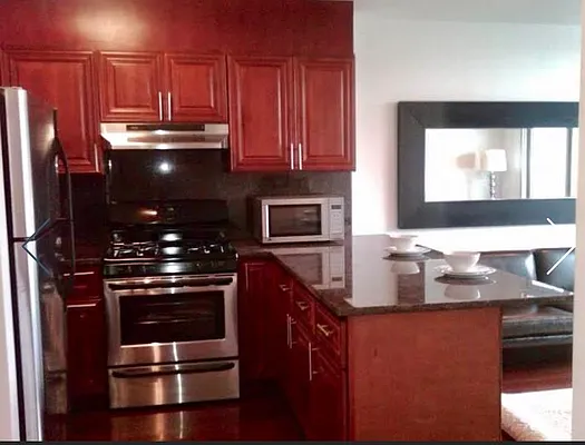 Rented by Paramount Realty Management | media 2