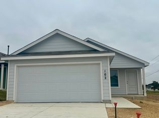 102 Kayden Ct, Marion, TX 78124