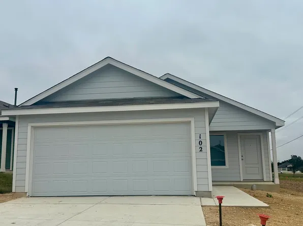 102 Kayden Ct, Marion, TX