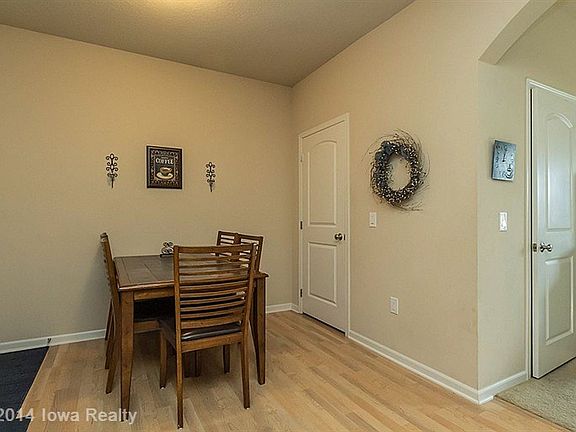 5th image of 1011 NE Patchin Ln