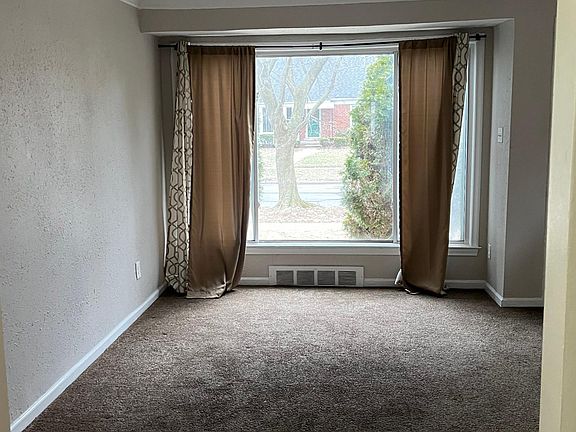 Living Room view 2 L