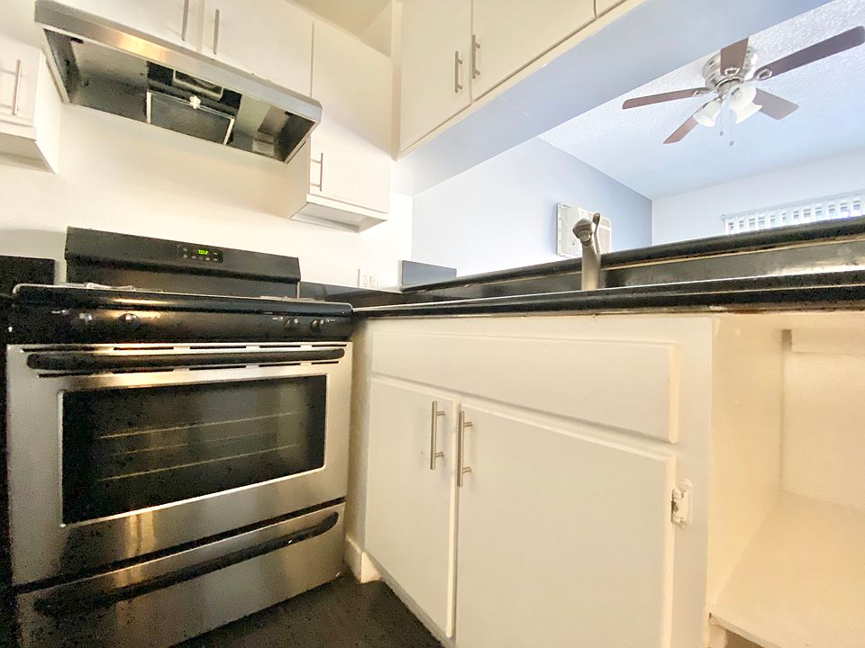 1st image of 833 S Berendo St #101A