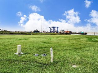 1801 Laguna Harbor Estate Blvd, Port Bolivar, TX 77650