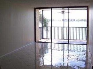 105 Lake Emerald Dr APT 206, Oakland Park, FL 33309