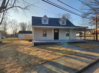 801 S 8th St, Boonville, IN 47601