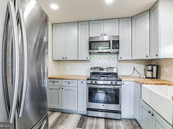 5th image of 7502 Mahoney Dr