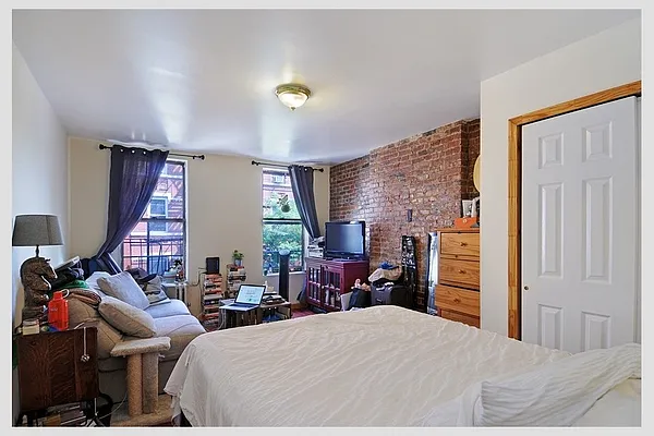 Rented by Stribling | media 16