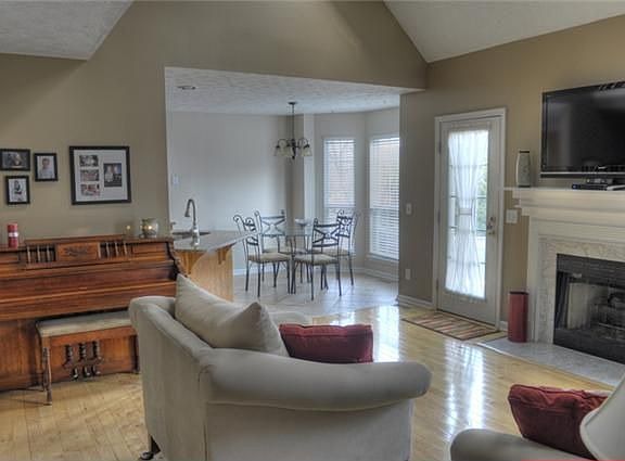 4th image of 134 Cedar Forest Dr