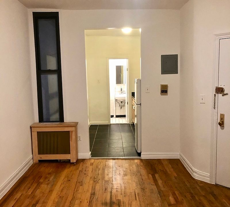 1st image of 1698 2nd Ave #3S