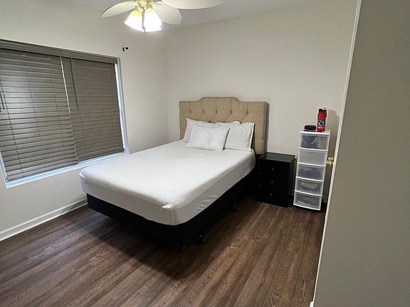 2nd image of 1738 Hampton Woods Way