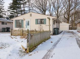 709 Abbe Rd, Elyria, OH 44035