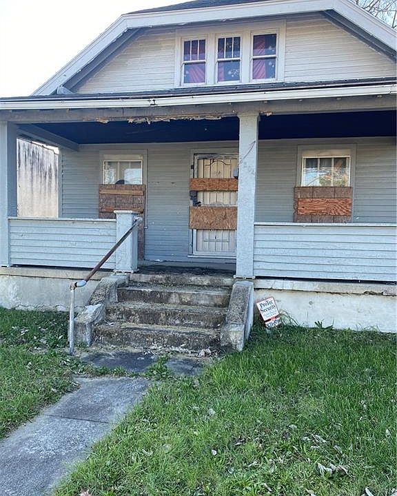 1st image of 3204 W 3rd St
