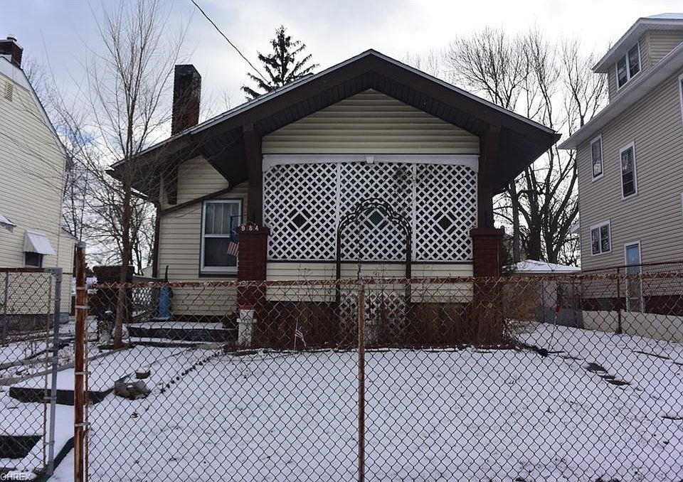2nd image of 984 McKinley Ave