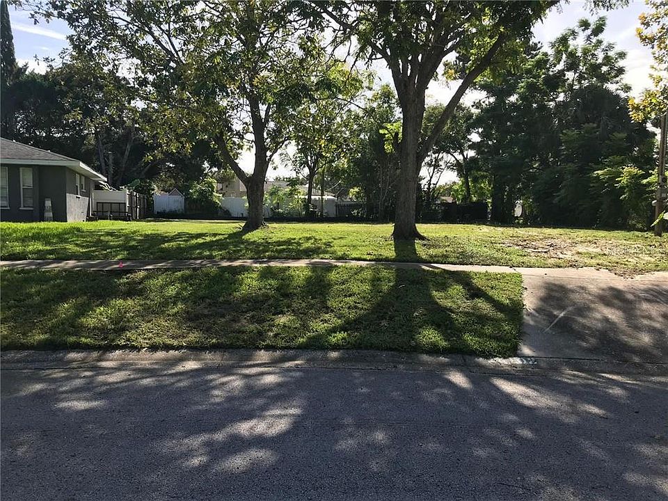 2nd image of 16102 Pine Ridge Dr