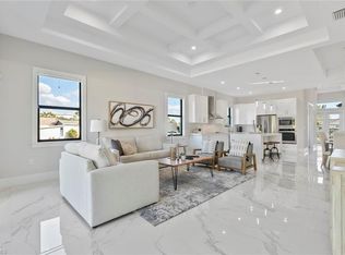 799 108th AVE N, NAPLES, FL 34108