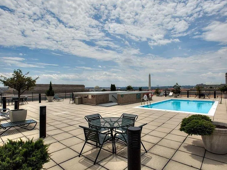 Rooftop Deck with Swimming Pool