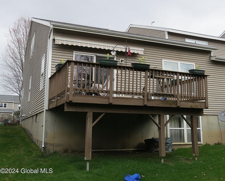 4th image of 127 Harvard Road