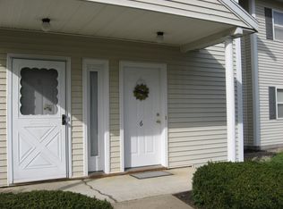 806 Cambridge Manor Dr, Scotia, NY 12302