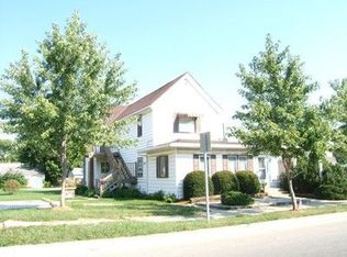906 W 3rd St, Marion, IN 46952