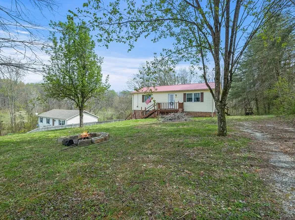 5987 Bob Lynn Rd, Cookeville, TN 38501