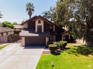 7401 Ruston Ln, Bakersfield, CA 93309