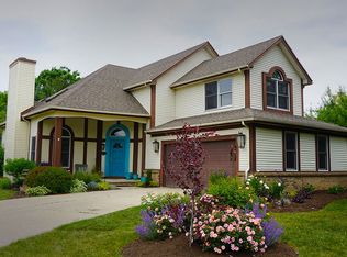 612 Holbrook Ct, Perrysburg, OH 43551