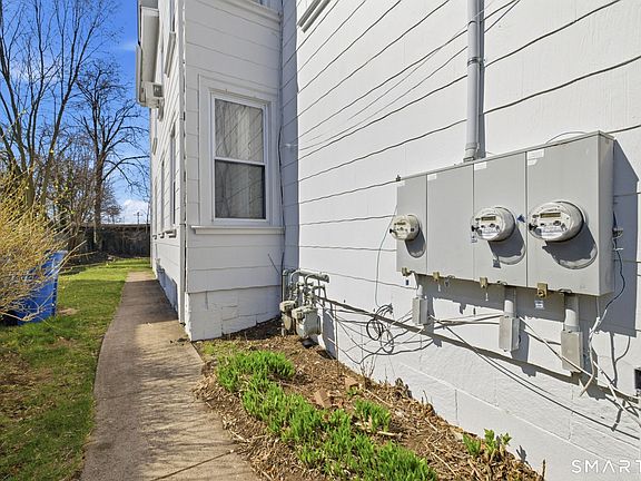 4th image of 14 Gilbert Avenue