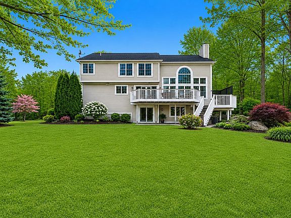 2nd image of 22 Phillip Drive