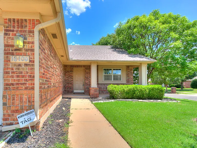 18100 Calle Way — Photo 7