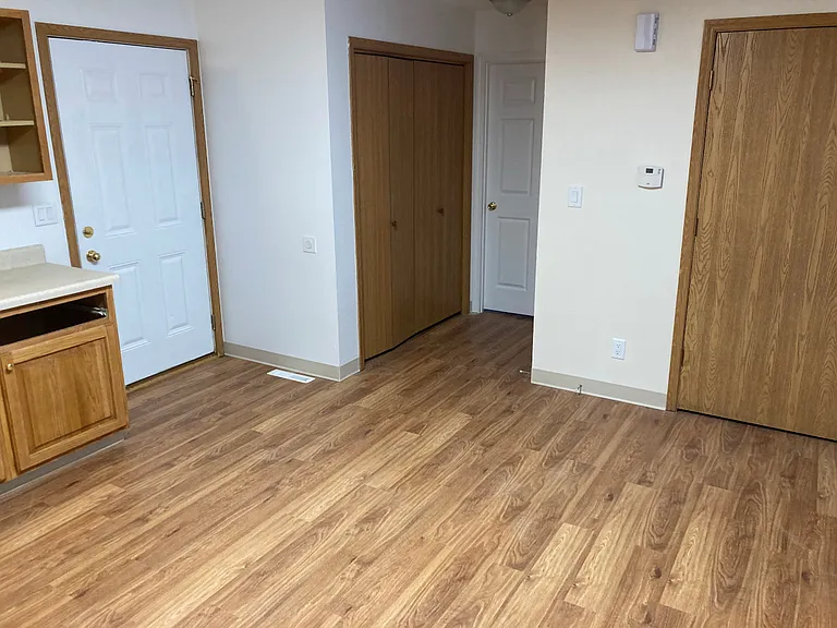 414 S 4th St #101 — Photo 11