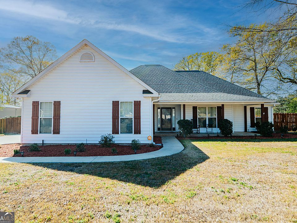 1st image of 100 Crystal Ridge Cir