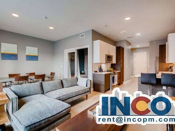 3rd image of 2525 Arapahoe St APT 305