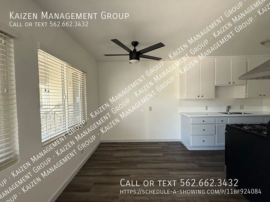 Spacious One Bedroom with Hardwood floors & Parking available — Photo 3