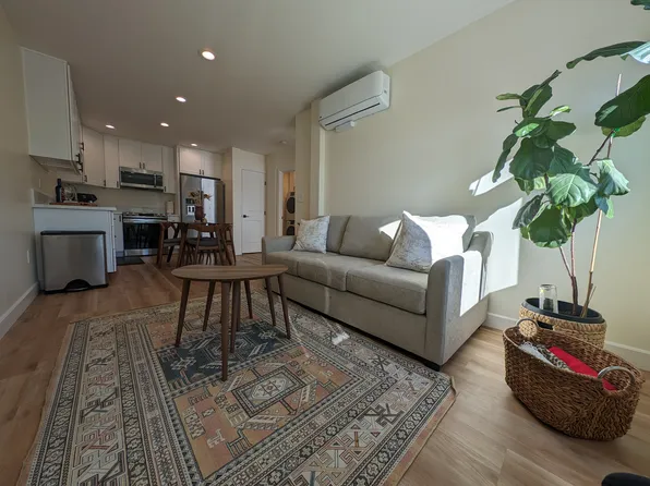 5692 Linfield Ave, San Diego, CA 92120