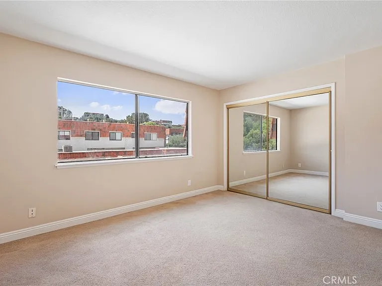 27932 Ridgebrook Ct — Photo 12