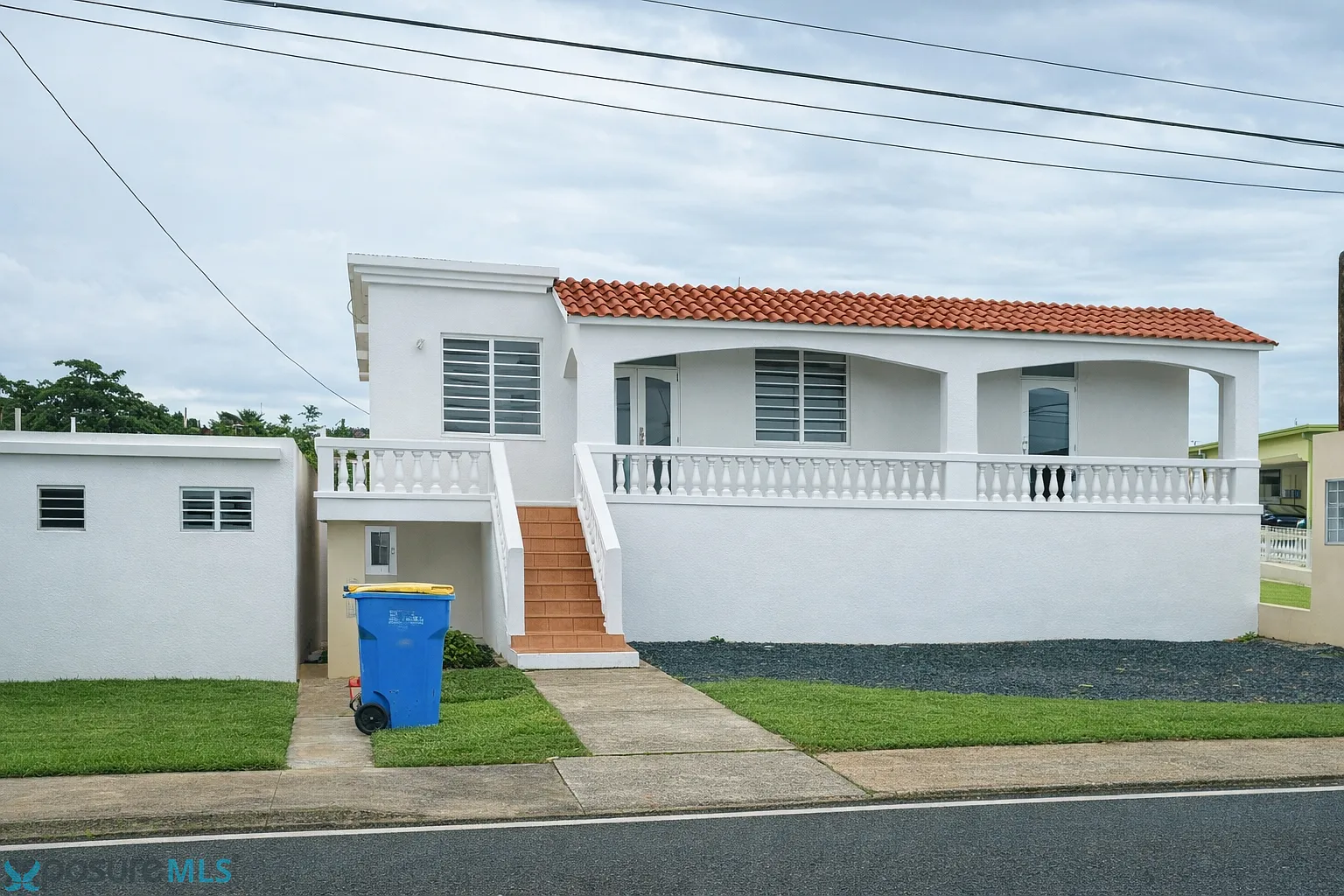 1 bed, 1.0 bath, 800 sqft, $925 — Photo 1