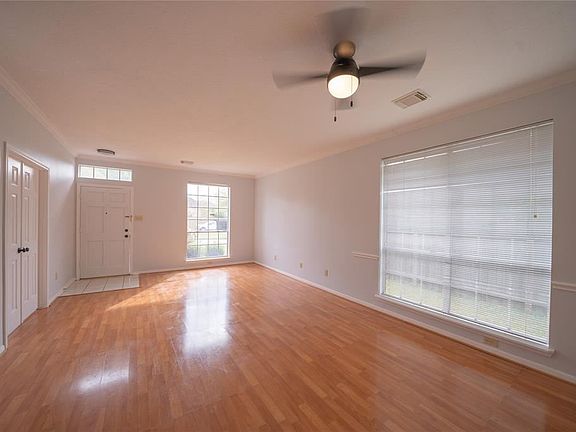 2nd image of 13014 Richmond Ave