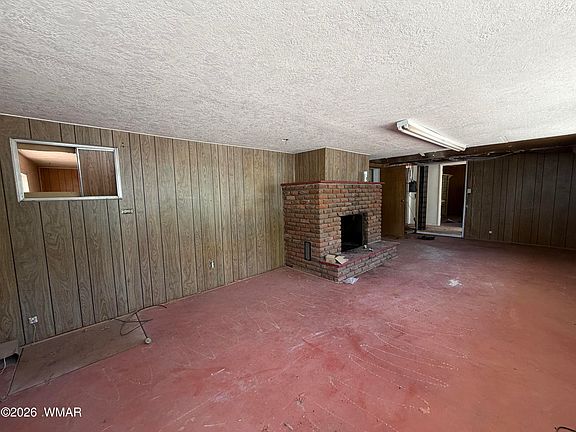 5th image of 704 S Voigt St