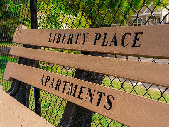 5th image of 100 Liberty Pl #0f712ed4e