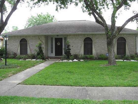 1st image of 16407 Forest Bend Ave