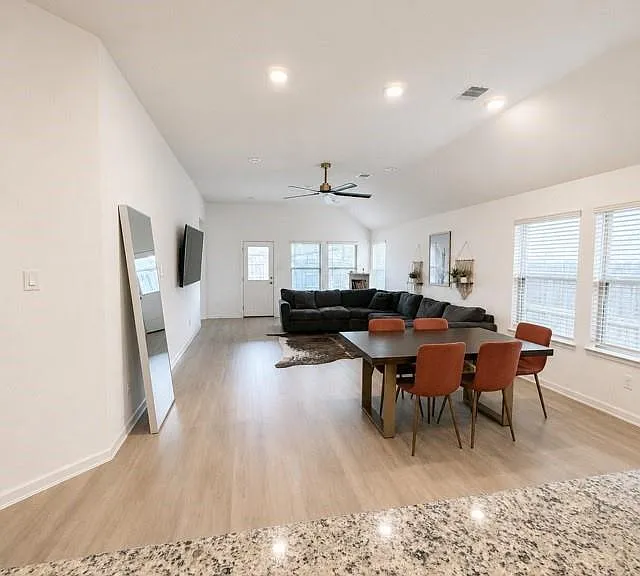 6207 Milbridge Creek Ln — Photo 8