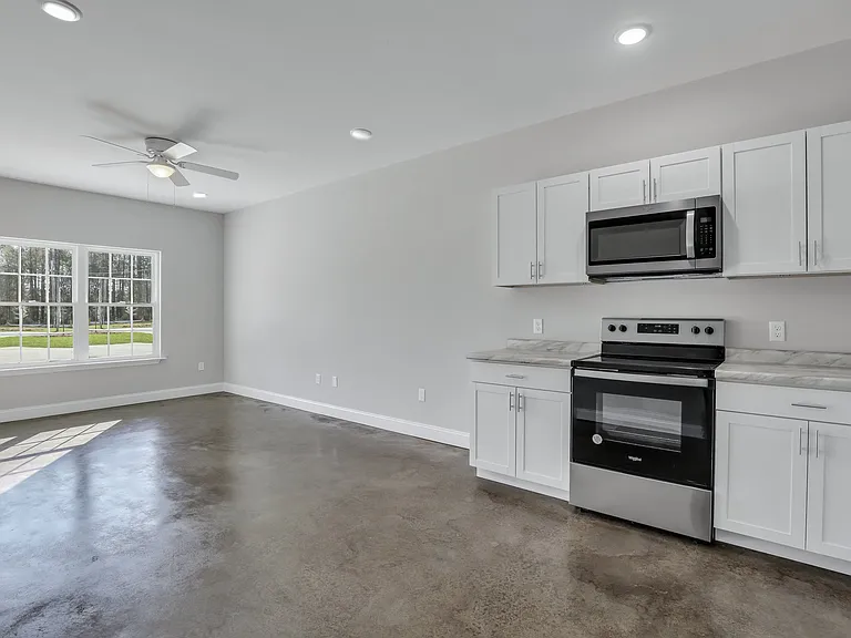 97 Briarwood Rd — Photo 3