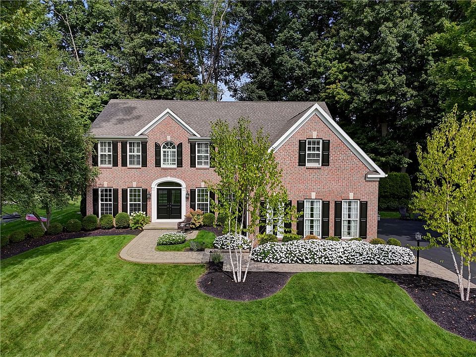 1st image of 548 Deer Haven Dr