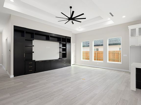 3rd image of 4113 Water Lily Ave