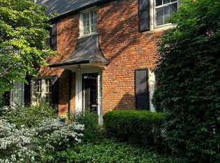 411 Rivard Blvd, Grosse Pointe, MI 48230